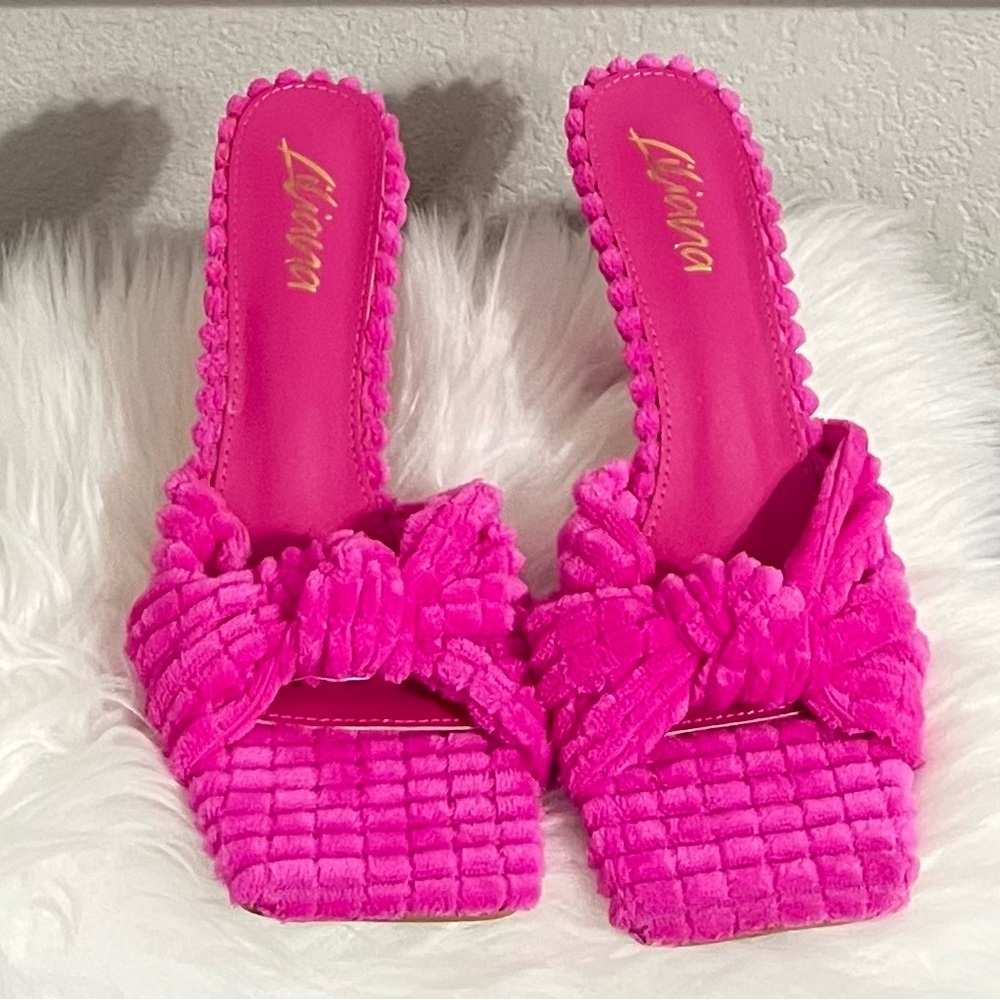 Liliana Fuchsia Textured Mules